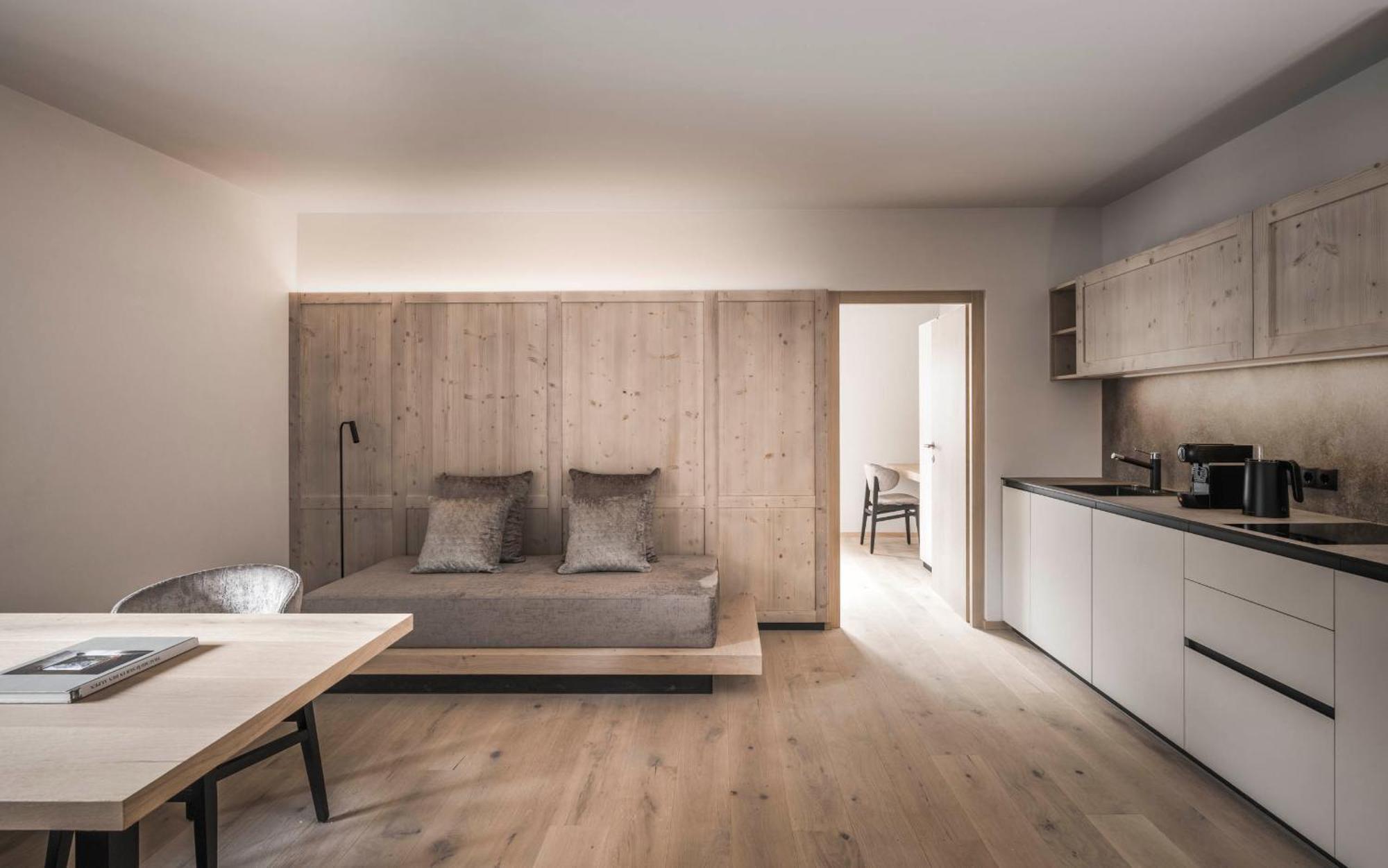 Hofergut Suites & Apartments 赖沙 外观 照片
