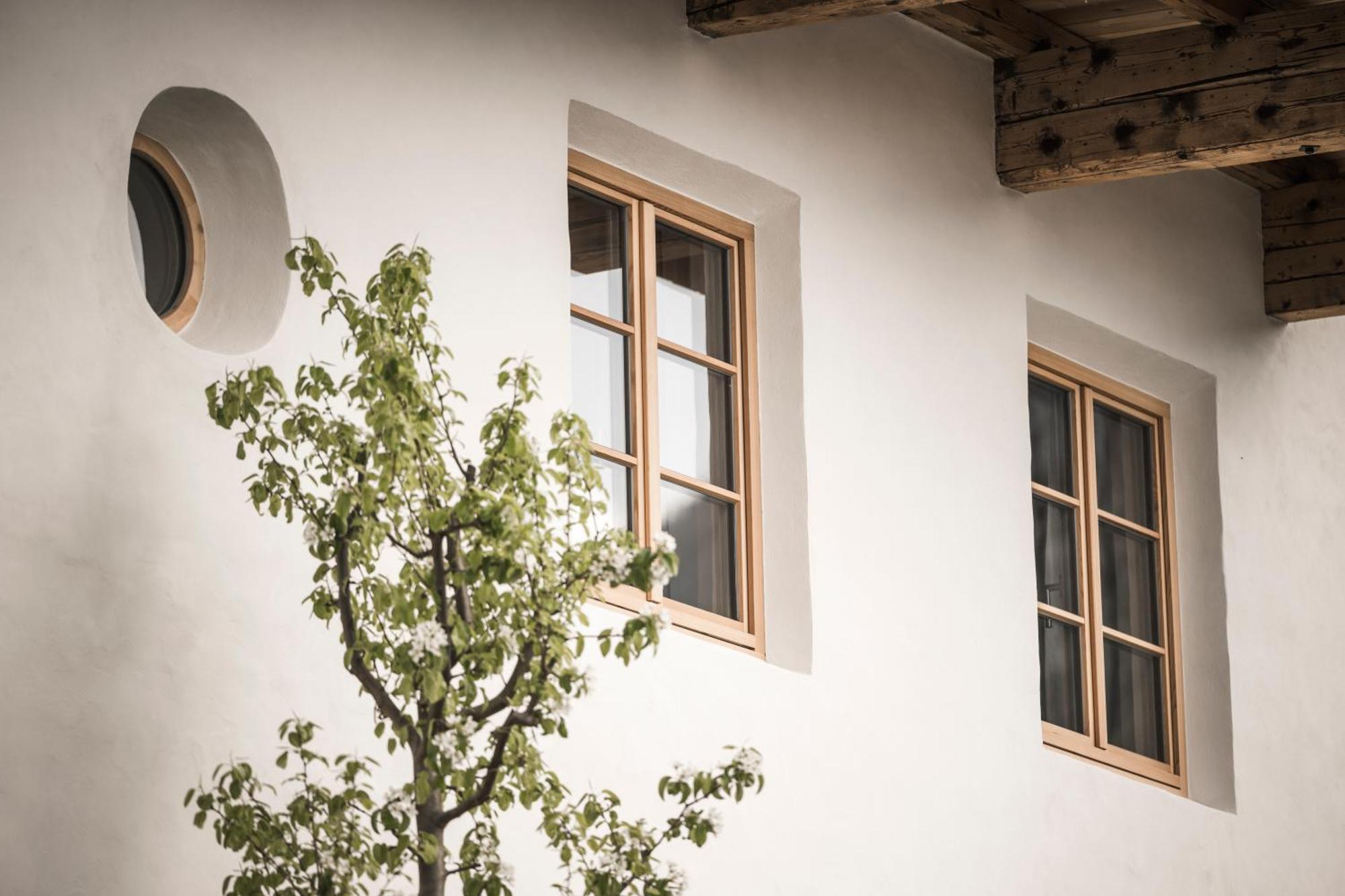 Hofergut Suites & Apartments 赖沙 外观 照片