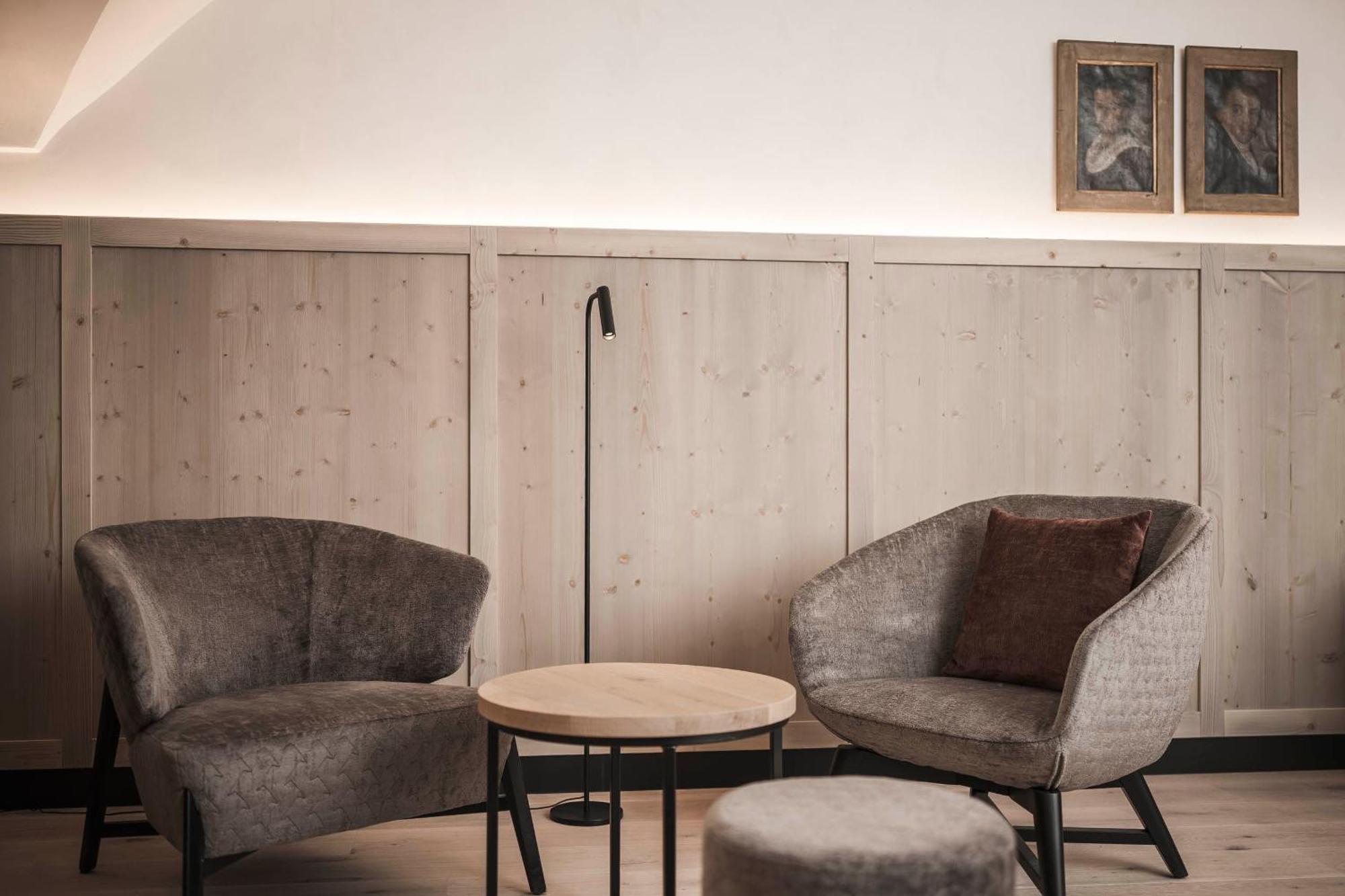 Hofergut Suites & Apartments 赖沙 外观 照片